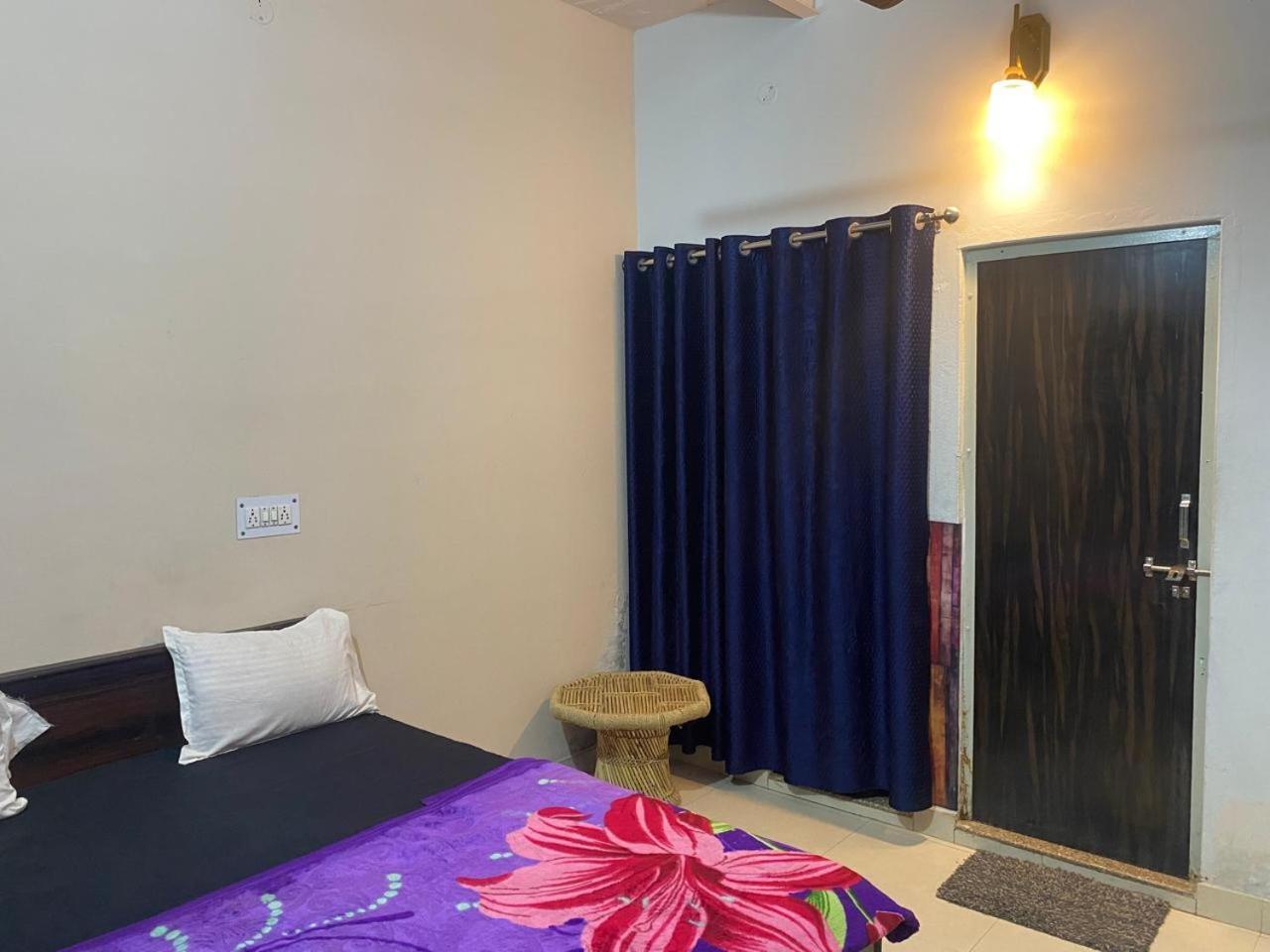 Ram Paying Guest House & Hostel Near By Krishna Janmabhoomi Матхура Экстерьер фото